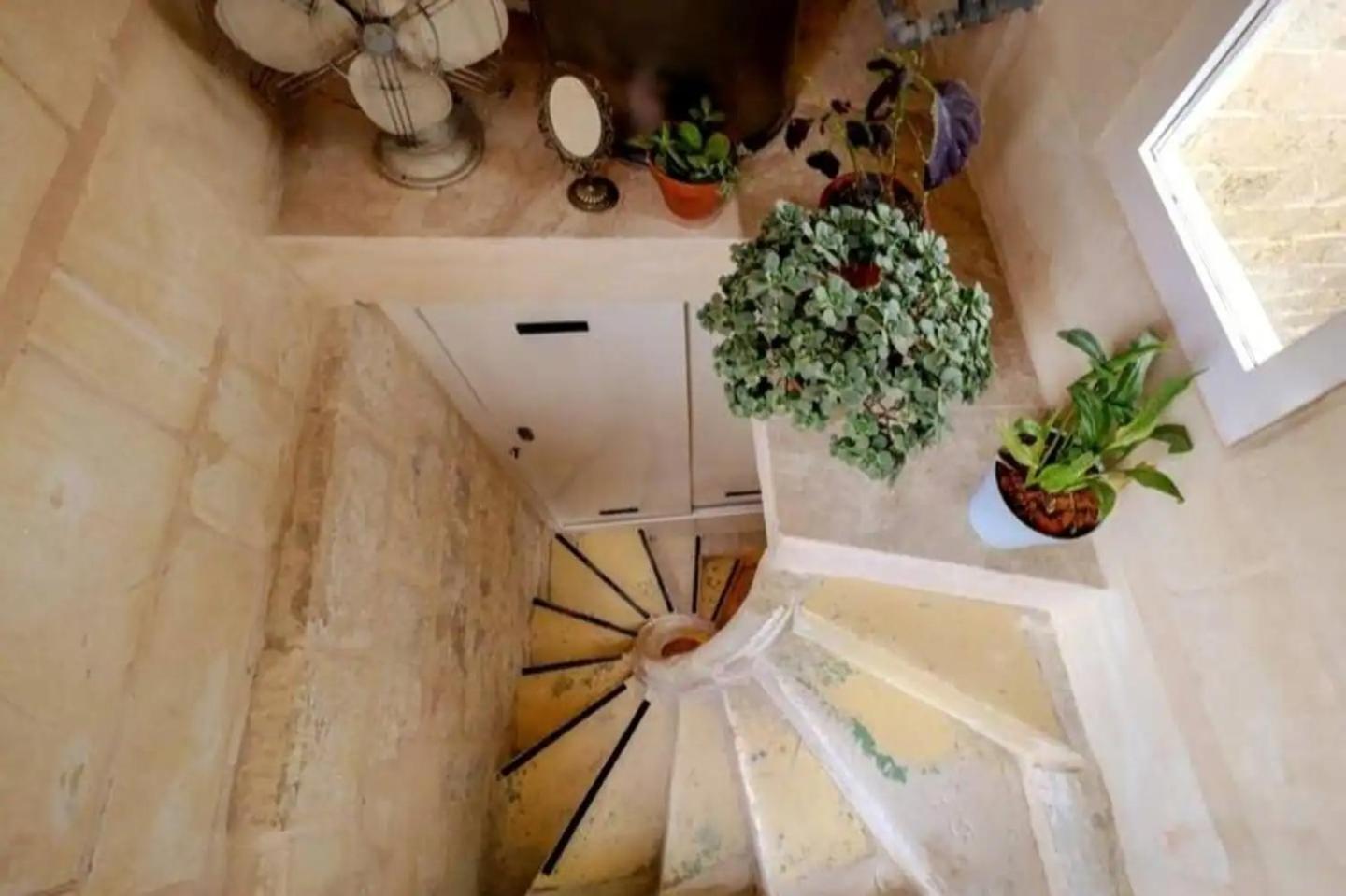 Historic Hideaways - 900 Year Old Converted Studios 维多利亚 外观 照片
