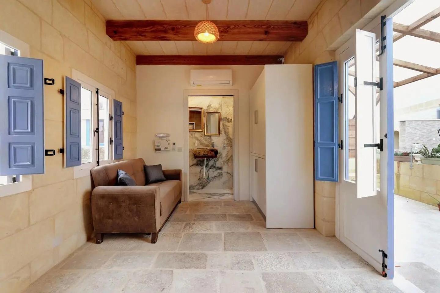 Historic Hideaways - 900 Year Old Converted Studios 维多利亚 外观 照片